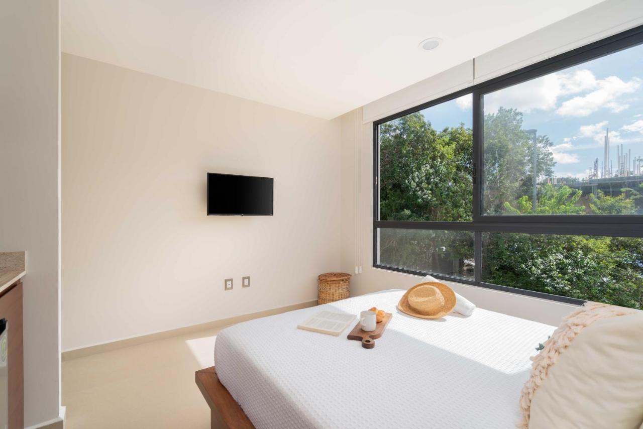 Queen Bed Suite, Infinity Pool & Fast Wifi, Nespresso & Netflix 图卢姆 外观 照片